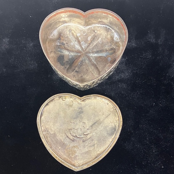 Silver-plated jewelry/trinket box - Picture 4 of 9